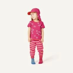 Finkid LAKKI Red/rose Mädchen Sonnenmütze Cap Mit Nackenschutz -Baby Produkte Geschäft Finkid 1622002 Tragebeispiele 3 1280x1280